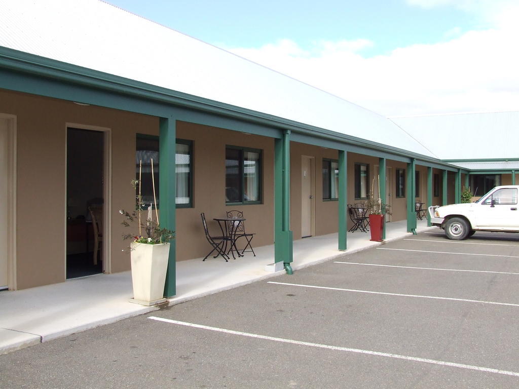 The Bakehouse Motel Goulburn Luaran gambar
