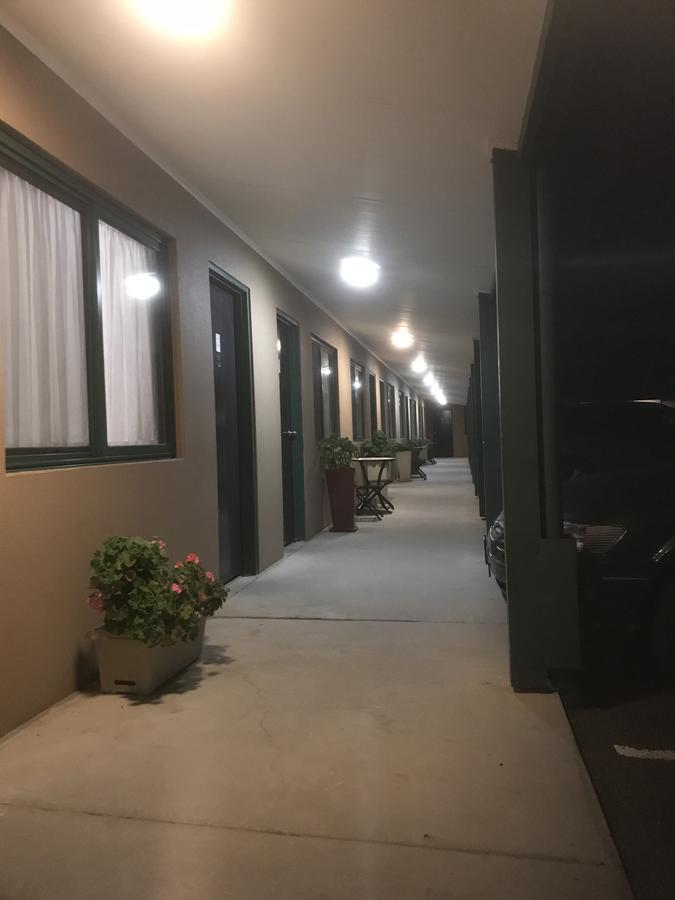 The Bakehouse Motel Goulburn Luaran gambar