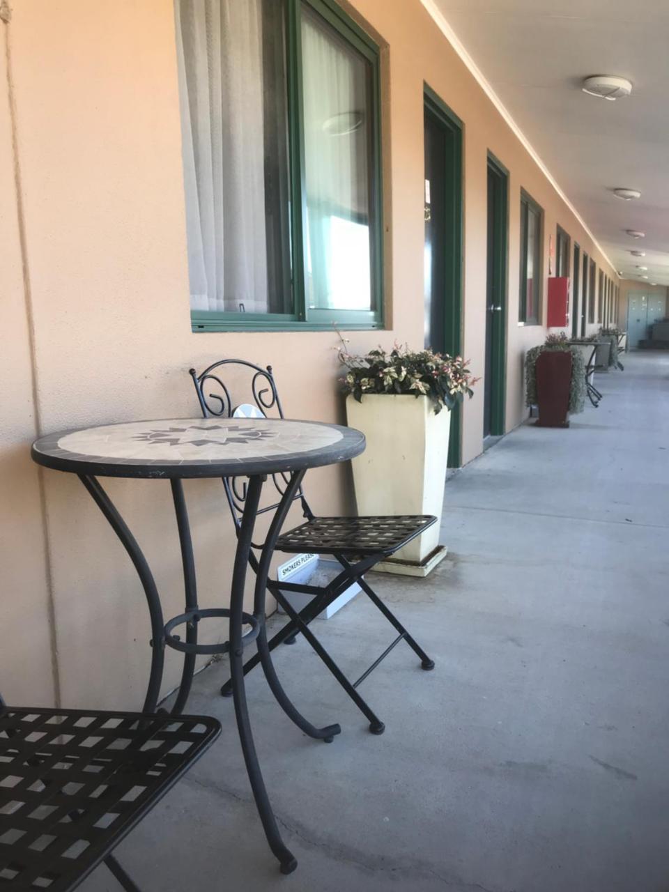 The Bakehouse Motel Goulburn Luaran gambar